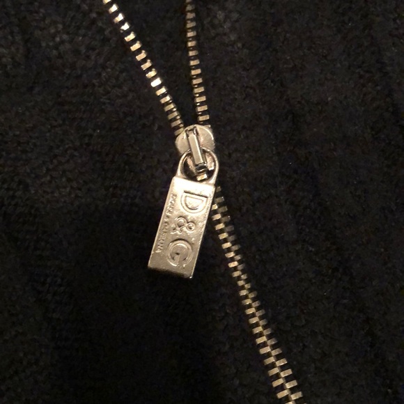 ❌SOLD❌Vintage Dolce & Gabbana Black Sweater - Picture 2 of 7